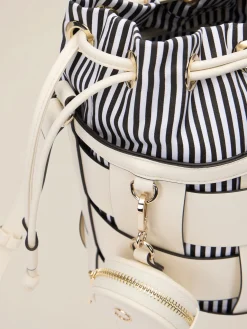 Bucket-Tasche mit Flechtmuster