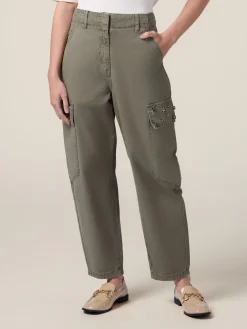 Cargohose mit Applikationen