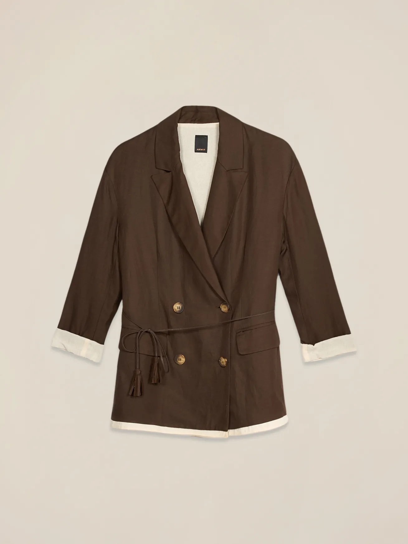 Doppelreihiger Blazer aus Satin mit Gürtel