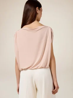 Drapiertes T-Shirt
