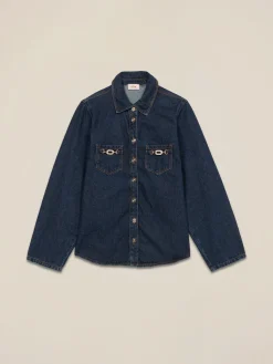 Jeanshemd mit Metallschnallen