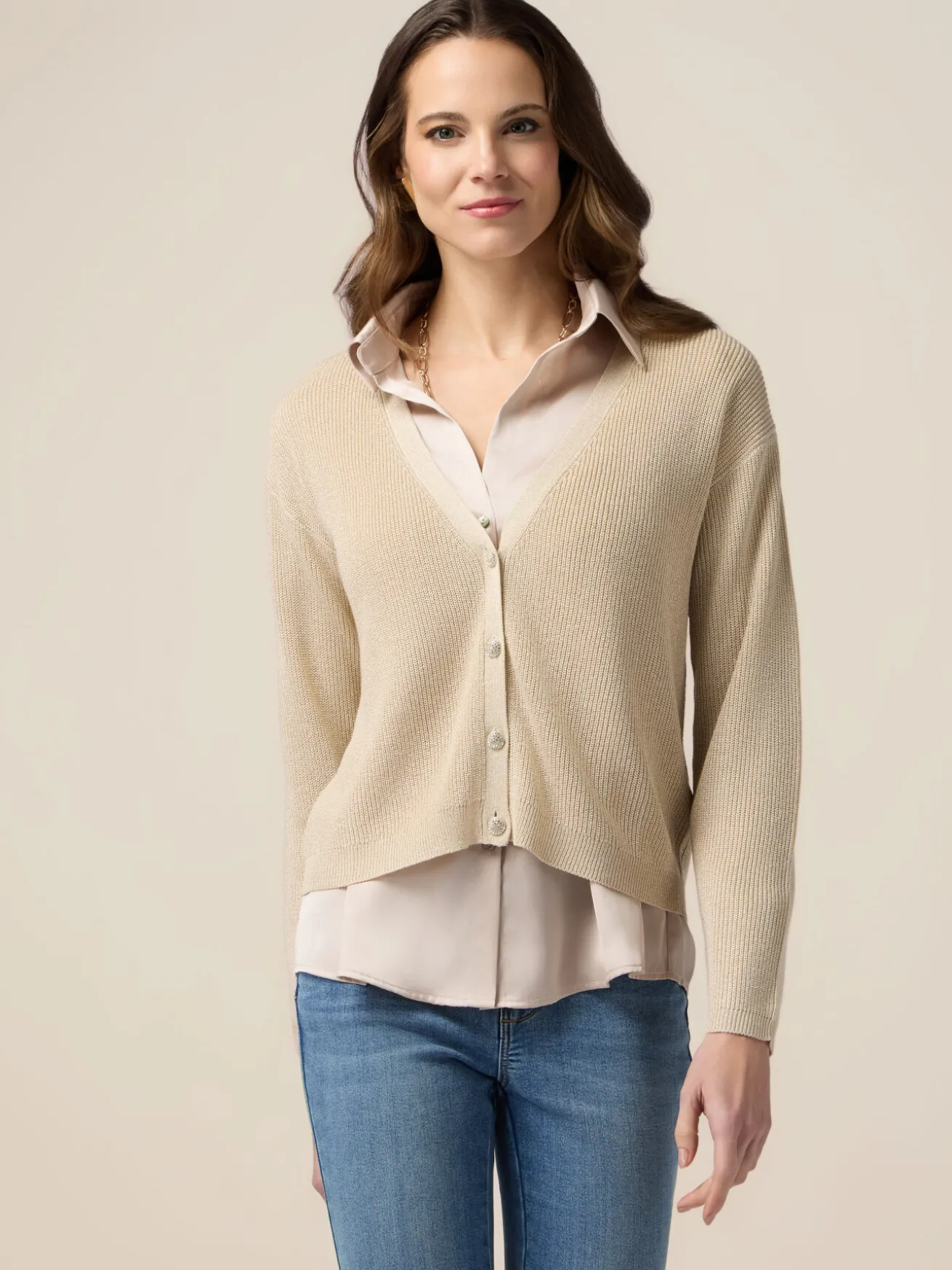 Lurex-Strickjacke mit Schmuckknöpfen