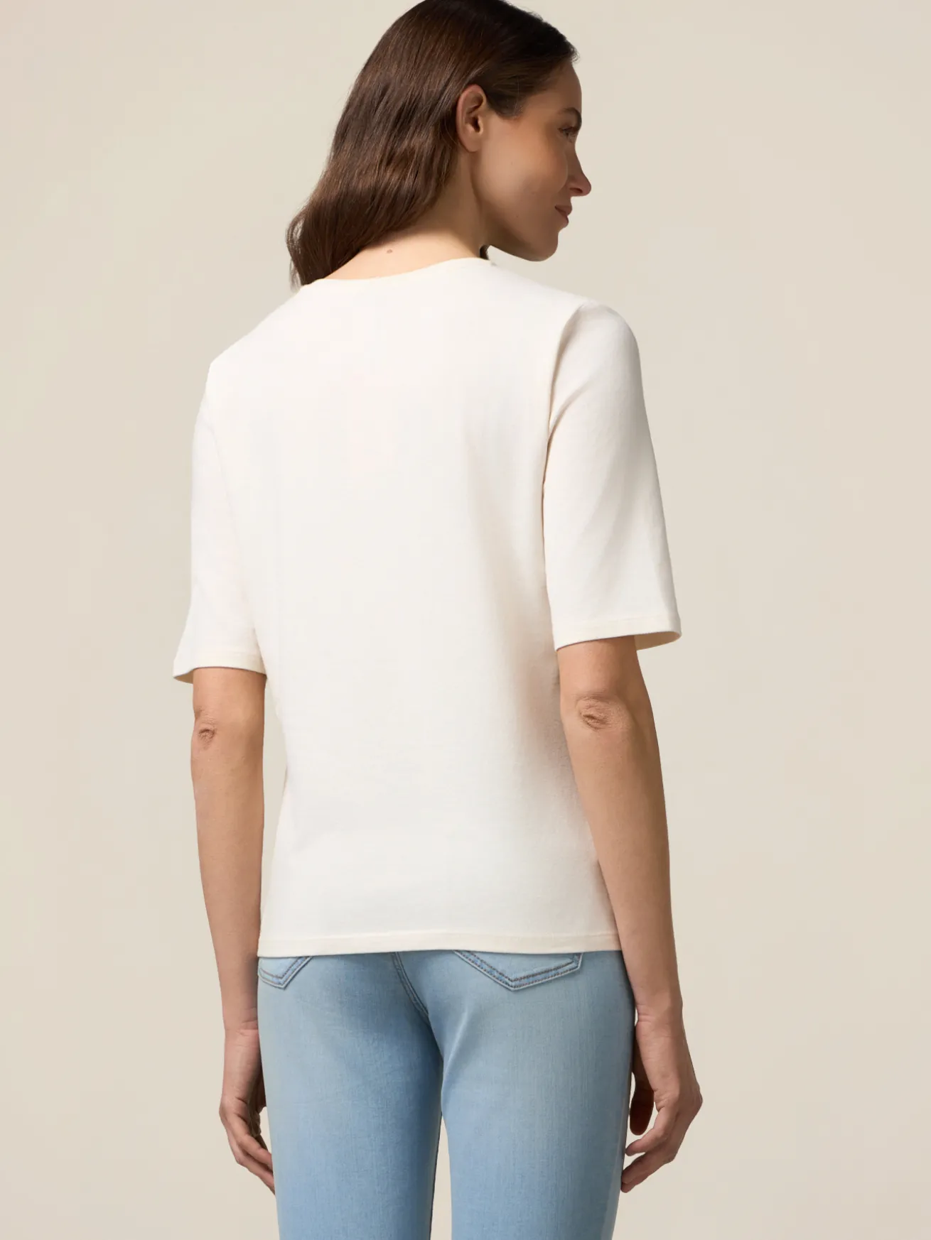 T-Shirt mit Schmuckstickerei