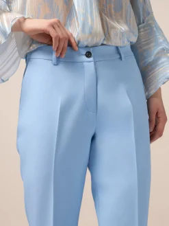 Zigarettenhose aus technischem Gewebe