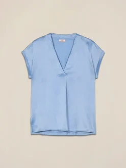 Zweistoff-T-Shirt mit V-Ausschnitt